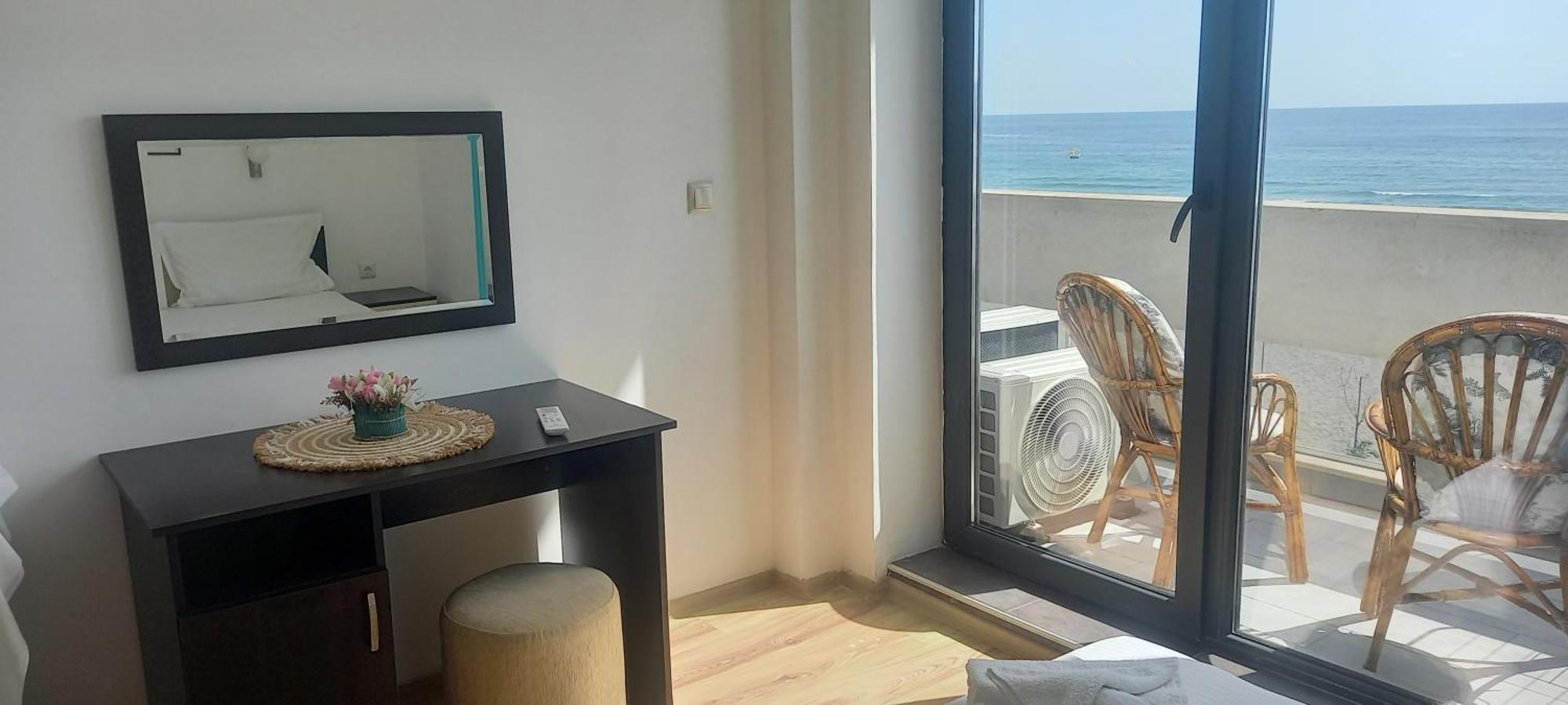 Azur Apartments Sozopol Esterno foto